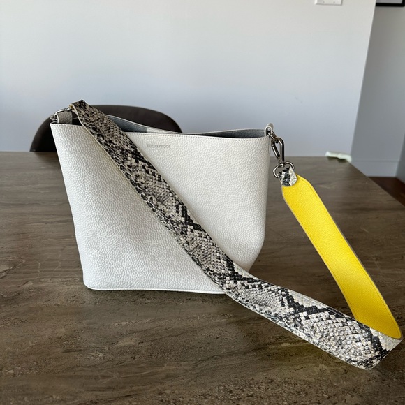 Crossbody bag - Picture 6 of 6